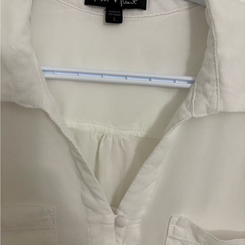 Velvet Heart Cream Blouse - Picture 4 of 5
